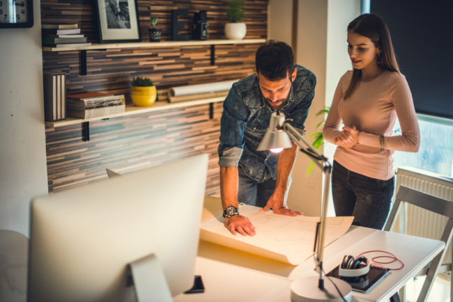 LadyMan-SmallOffice-rgb