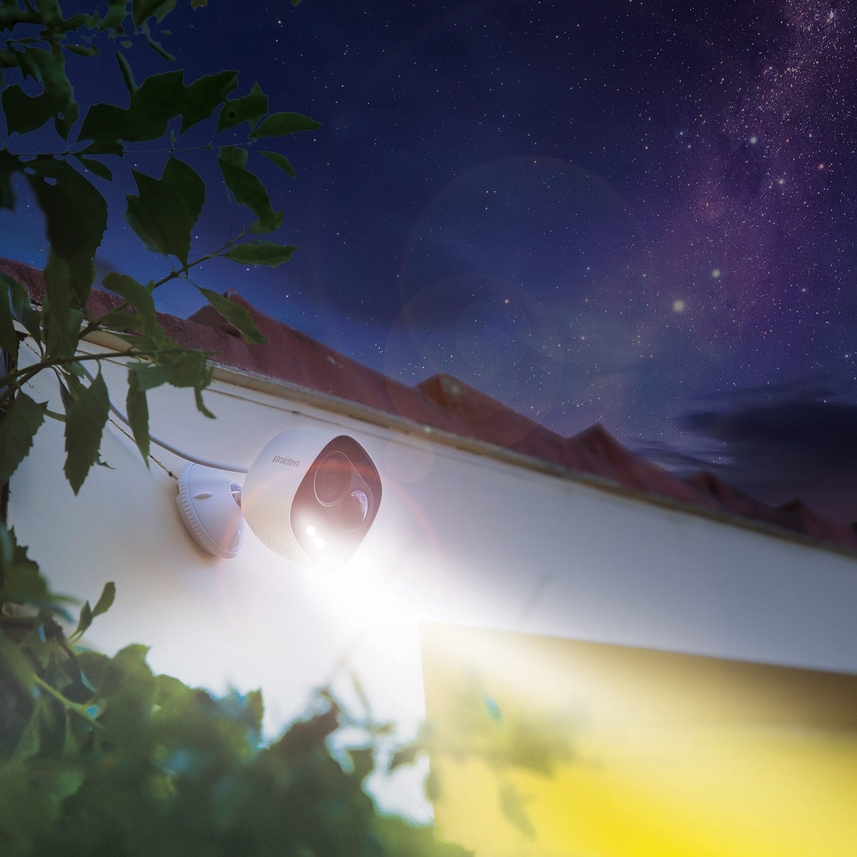 img_app-cam-xlight-house App Cam XLIGHT overlooking house