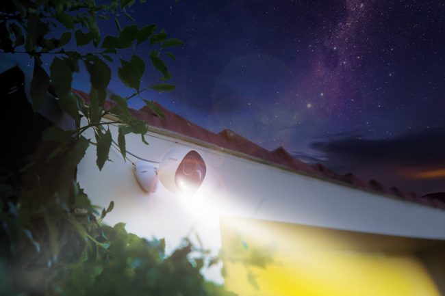 img_app-cam-xlight-house App Cam XLIGHT overlooking house